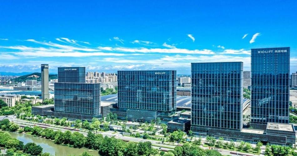 單體最大的智造工廠及最全的產(chǎn)業(yè)鏈,積極探索和應(yīng)用新一代信息技術(shù)